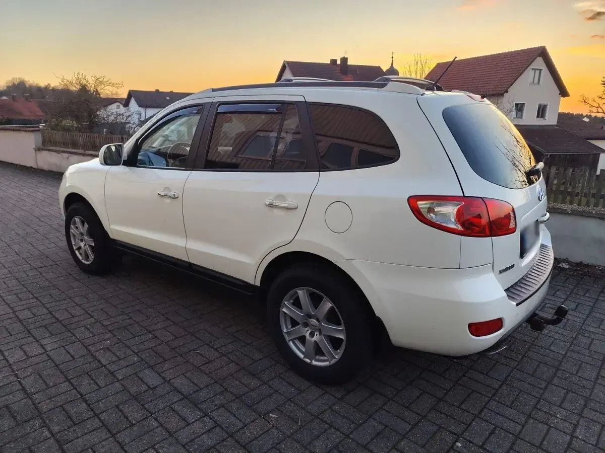 Gebraucht Hyundai Santa Fe GLS 155 PS (114 kW) 2009 Weiß SUV