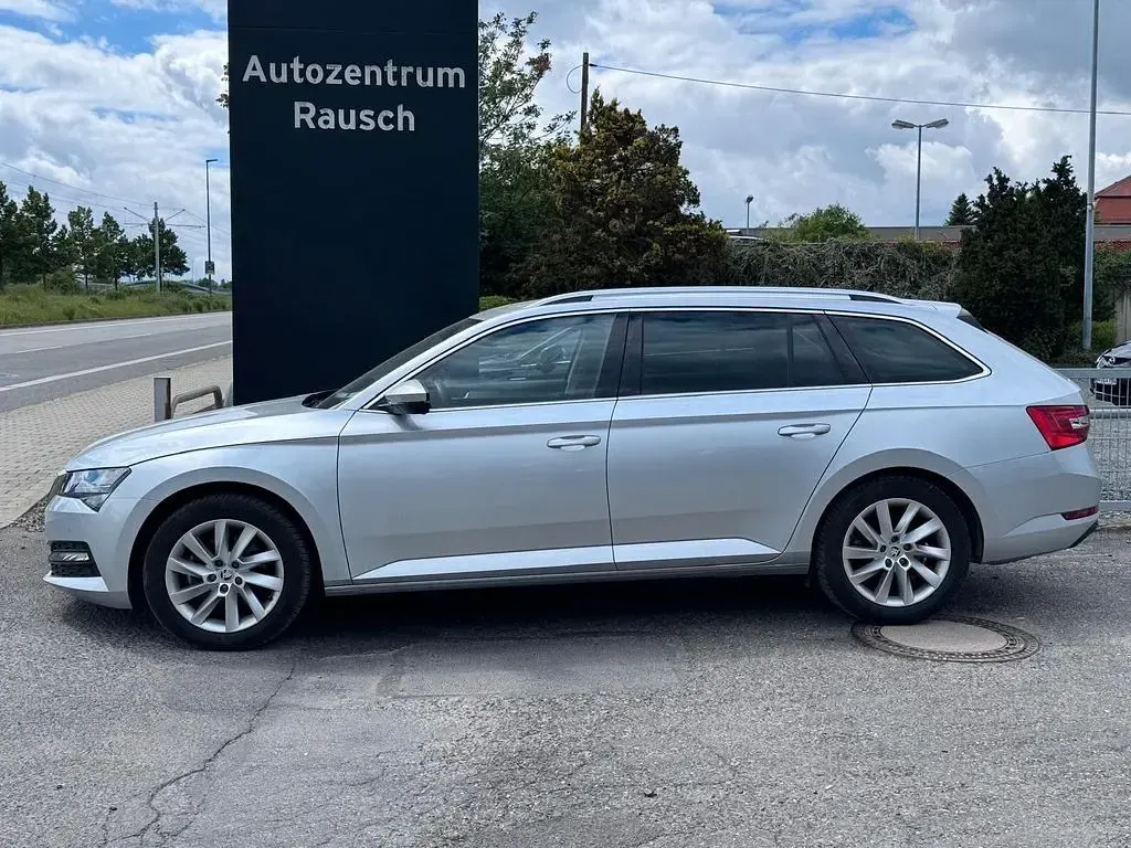 Gebraucht Skoda Superb Ambition 150 PS (110 kW) 2024 Silber Kombi
