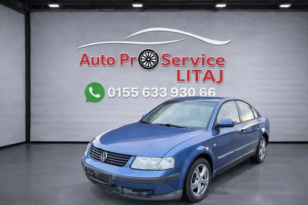 Second-hand VW Passat 150 CP (110 kW) 1998 Albastru Berlinǎ