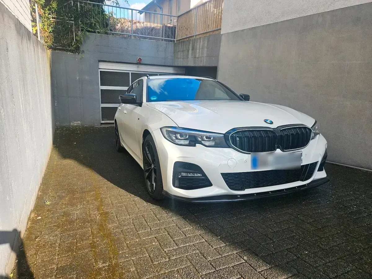 Gebraucht BMW 318 M Sport 150 PS (110 kW) 2020 Weiß Kombi