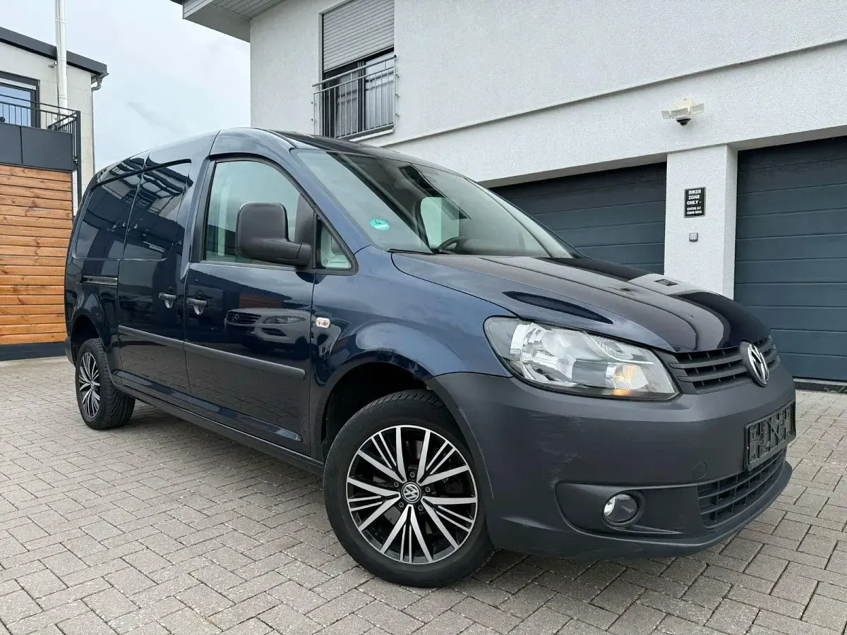 Gebraucht VW Caddy Maxi 140 PS (102 kW) 2011 Blau Van / Kleinbus