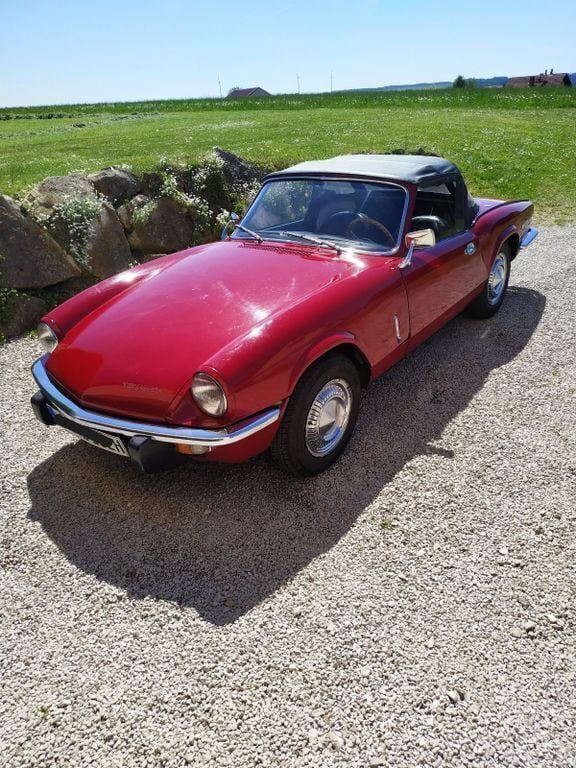 Rot Gebraucht 1972 Triumph Spitfire Cabrio | 9.900 € - Bild 1/4