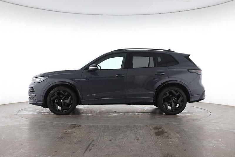 Gebraucht VW Tiguan Style 150 PS (110 kW) 2024 Grau SUV