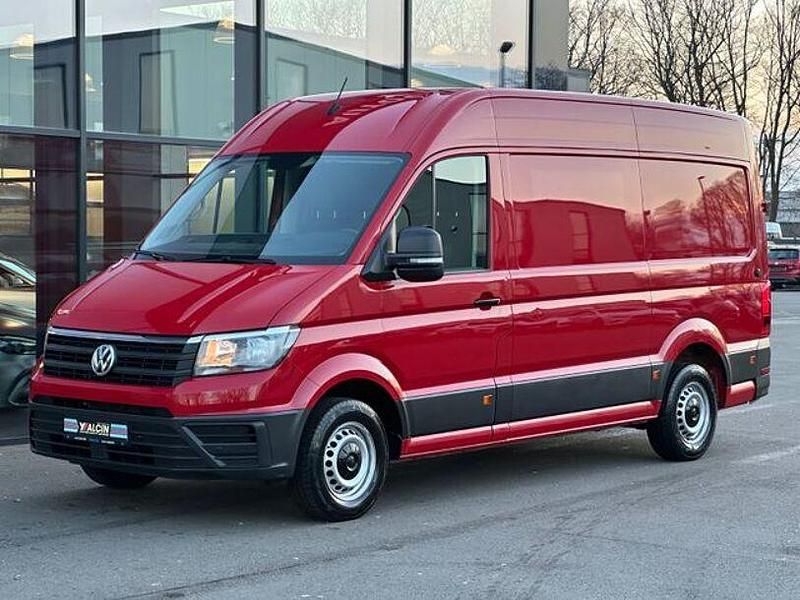Gebraucht VW Crafter R 147 PS (108 kW) 2019 Rot Van