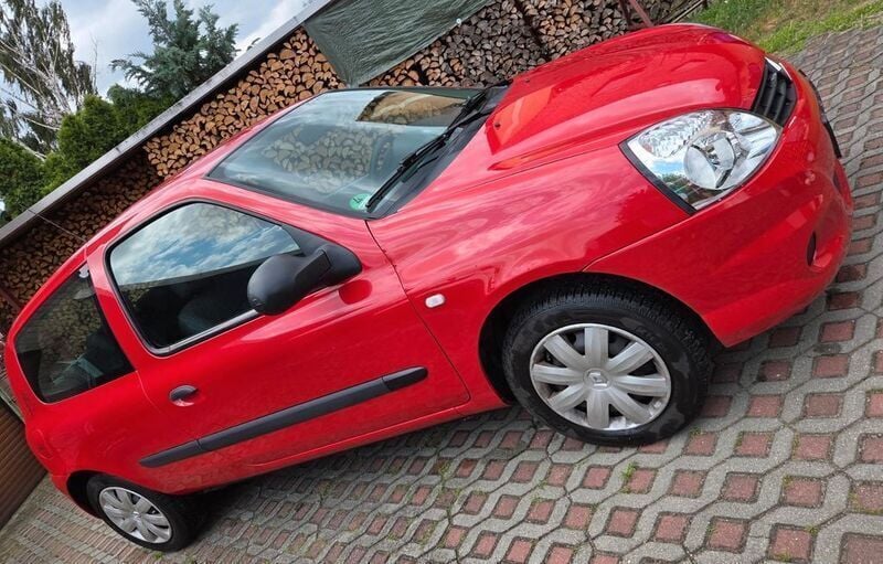 Rot Gebraucht 2009 Renault Clio II Campus Limousine | 1.500 € (Superpreis) - Bild 1/4