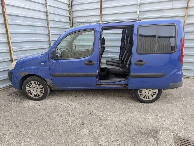 Gebraucht Fiat Doblò Dynamic 77 PS (56 kW) 2007 Blau Van / Kleinbus