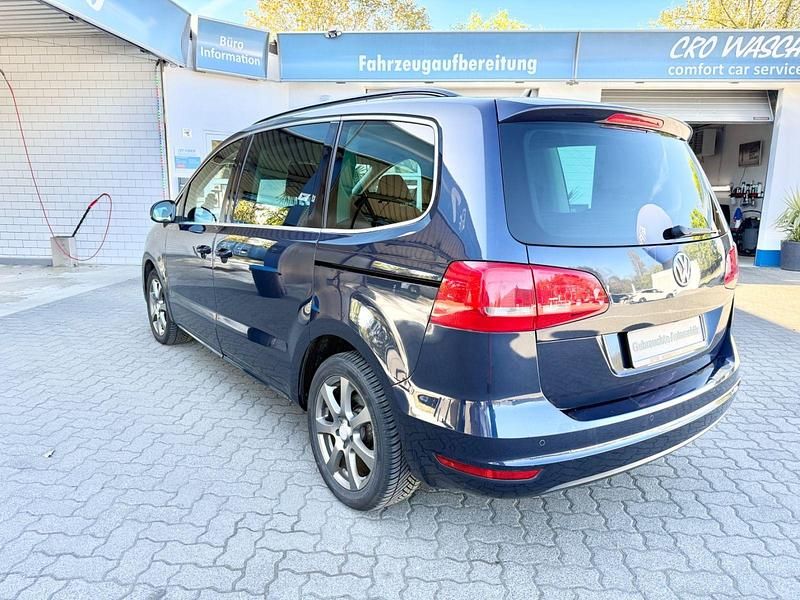 Gebraucht VW Sharan 170 PS (125 kW) 2012 Blau Van / Kleinbus
