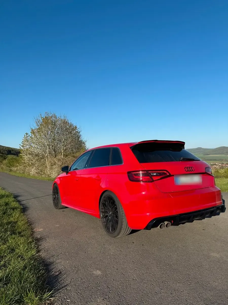 Gebraucht Audi A3 S-Line 180 PS (132 kW) 2014 Rot Limousine