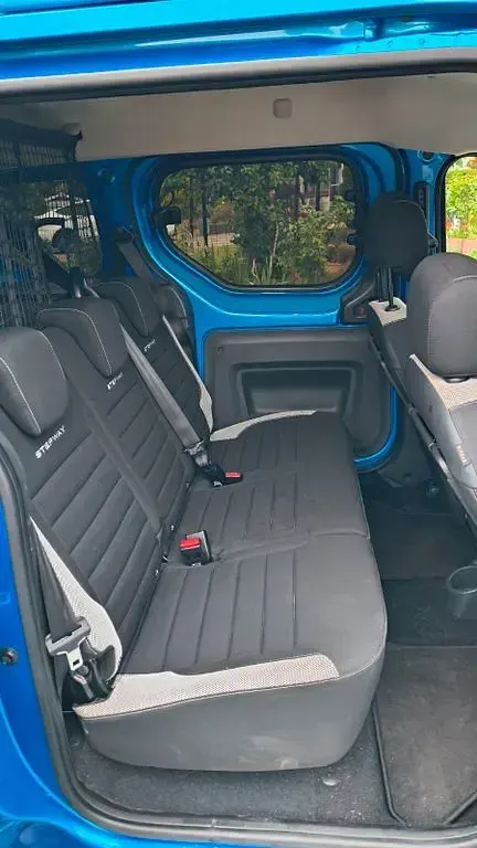 Gebraucht Dacia Dokker Stepway 131 PS (96 kW) 2021 Blau Van / Kleinbus