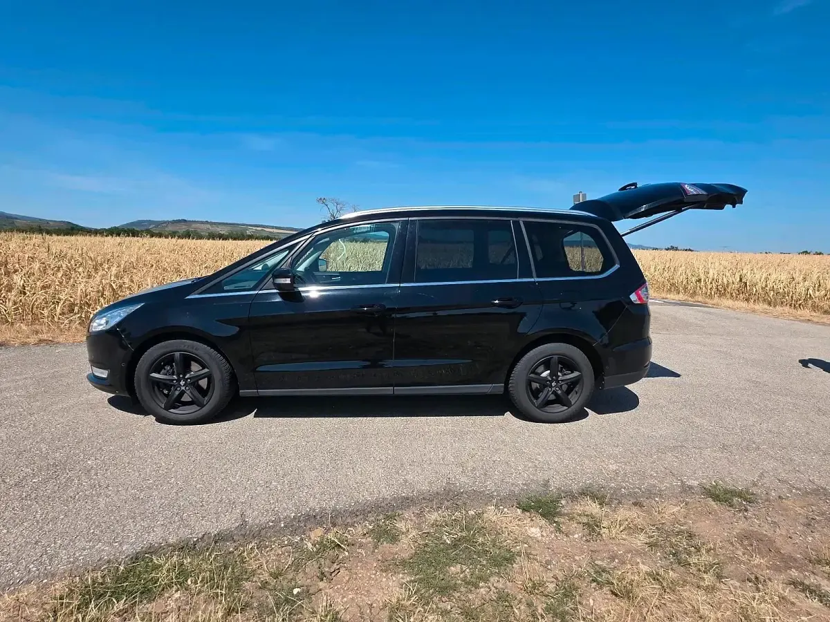 Gebraucht Ford Galaxy 180 PS (132 kW) 2016 Schwarz Van / Kleinbus