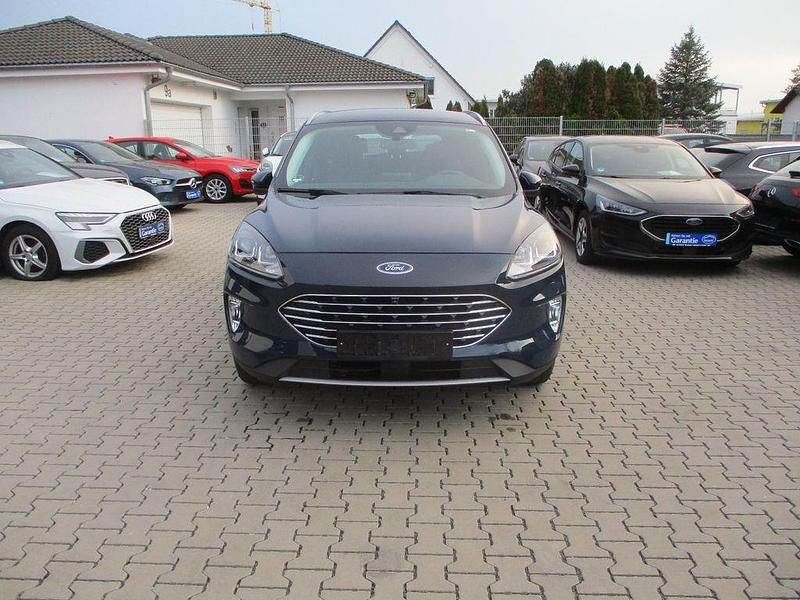 Gebraucht Ford Kuga 152 PS (111 kW) 2022 Blau SUV
