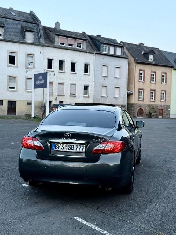 Gebraucht Infiniti Q70 Premium 333 PS (244 kW) 2013 Grau Limousine