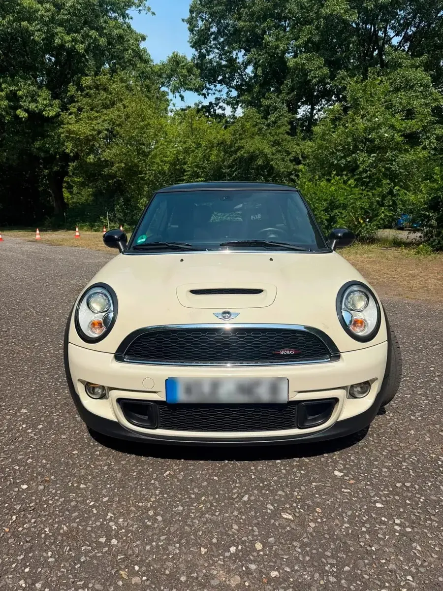 Gebraucht Mini John Cooper Works 211 PS (155 kW) 2011 Beige Kleinwagen