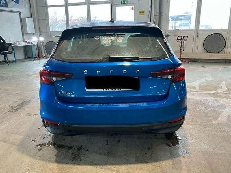 Gebraucht Skoda Fabia 65 PS (47 kW) 2023 Blau Kleinwagen