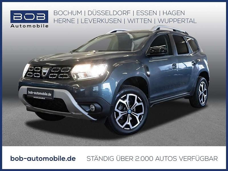 Gebraucht Dacia Duster Celebration 150 PS (110 kW) 2021 Kometengrau metalli SUV