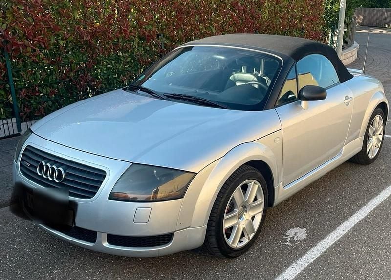 Silber Gebraucht 2002 Audi TT Cabrio | 10.399 € (Teuer) - Bild 1/4
