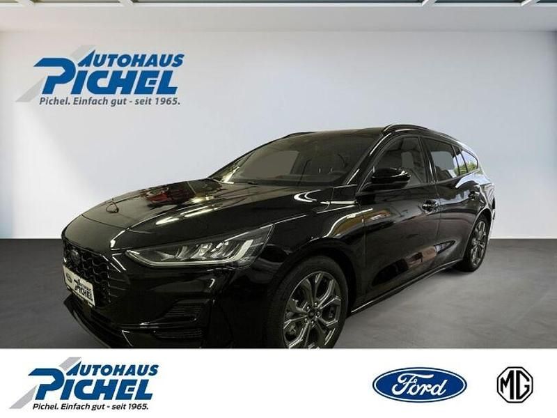 Schwarz(metallic) Gebraucht 2024 Ford Focus ST-Line Kombi | 25.985 € (Etwas zu teuer) - Bild 1/4