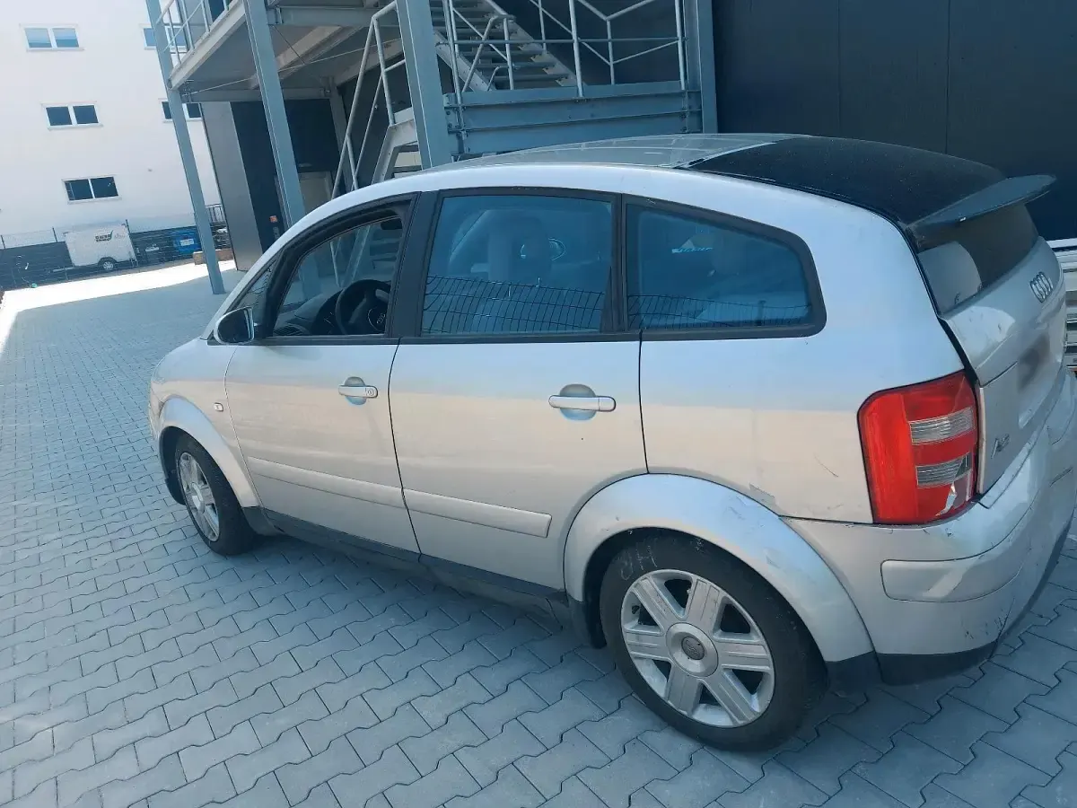 Gebraucht Audi A2 75 PS (55 kW) 2001 Grau Kleinwagen
