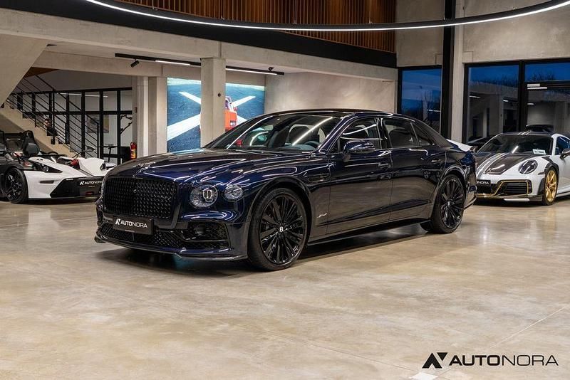 Blau Gebraucht 2023 Bentley Flying Spur Mulliner Limousine | 219.900 € (Fairer Preis) - Bild 1/4