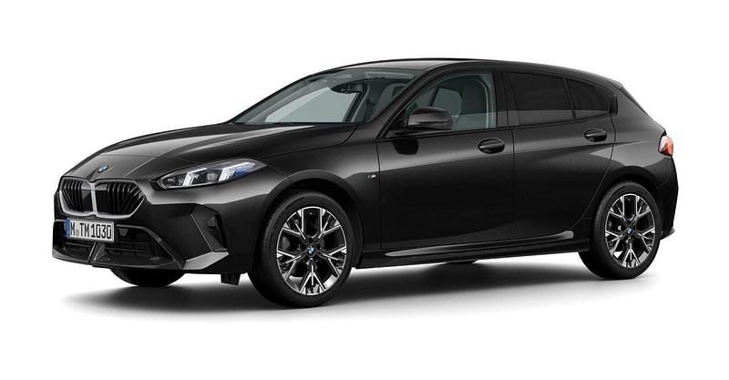 Schwarz Gebraucht 2025 BMW 120 Shadowline Kleinwagen | 32.609 € (Fairer Preis) - Bild 1/4