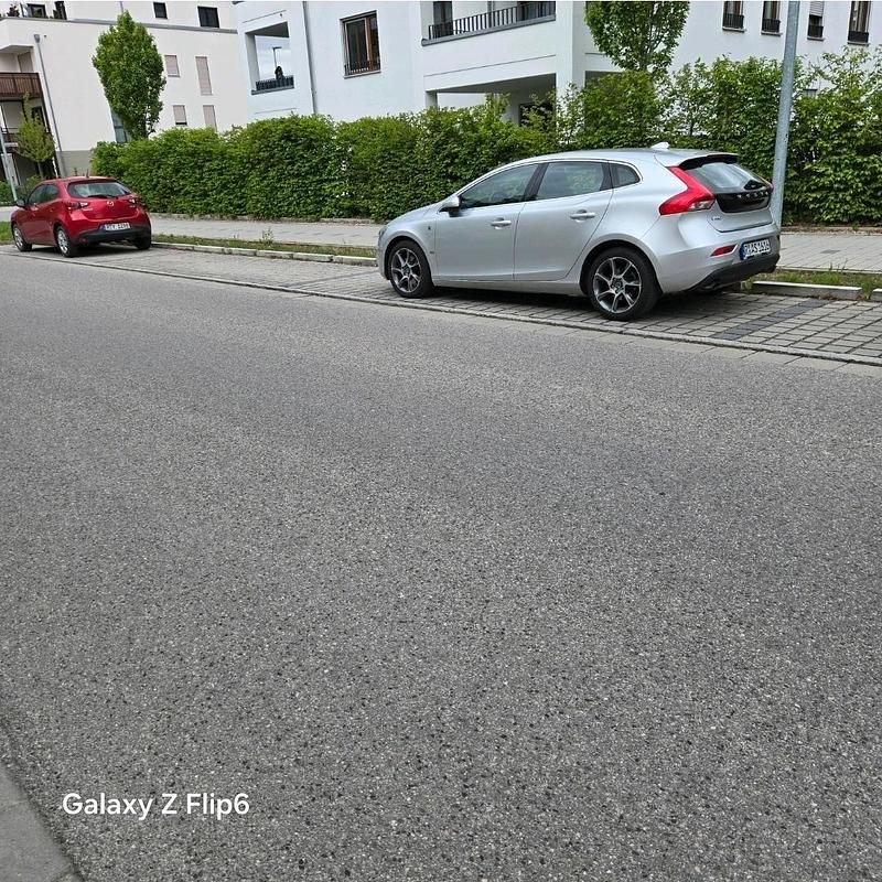 Gebraucht Volvo V40 Ocean Race 122 PS (89 kW) 2015 Silber Limousine