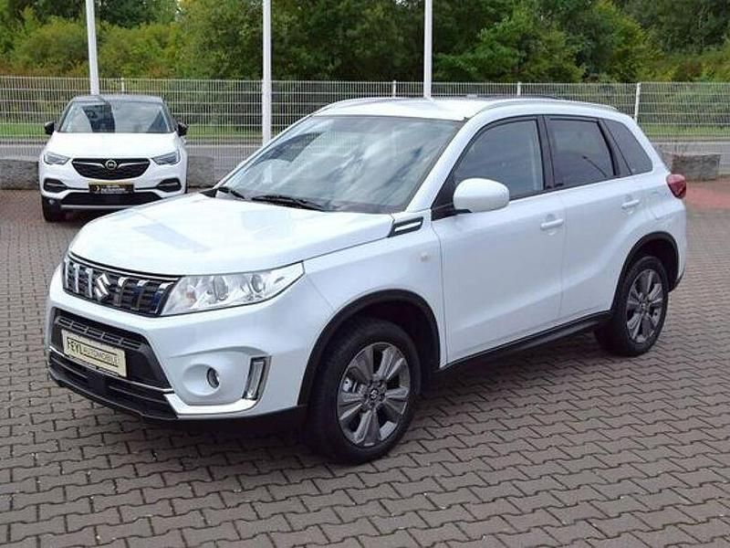 Gebraucht Suzuki Vitara 140 PS (102 kW) 2019 Weiß SUV