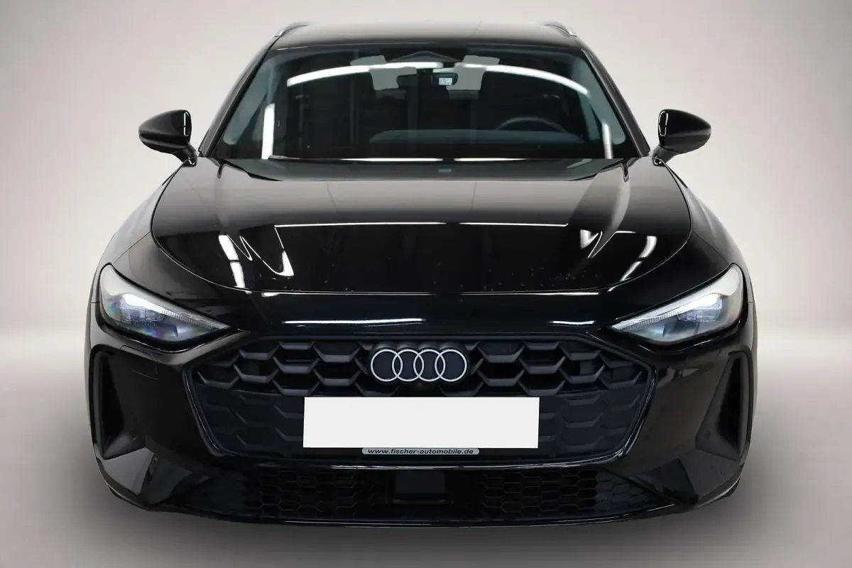 Gebraucht Audi A5 Business 204 PS (150 kW) 2025 Manufacturer Kombi