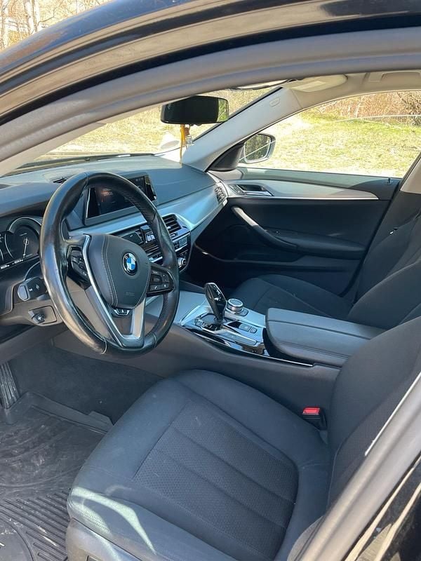 Gebraucht BMW 530 252 PS (185 kW) 2018 Schwarz Limousine