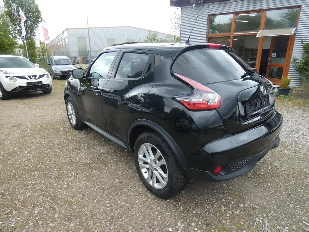 Second-hand Nissan Juke Acenta 116 CP (85 kW) 2018 Negru SUV