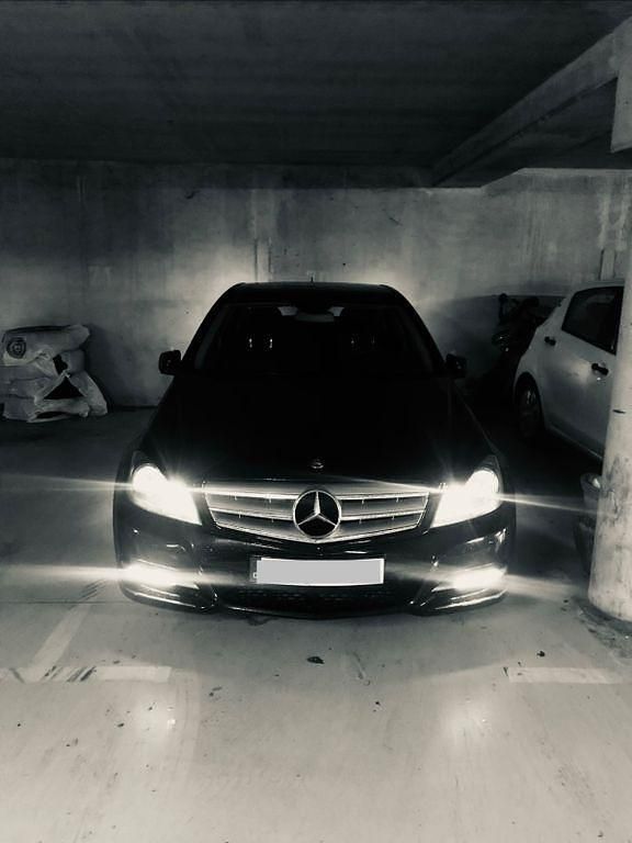 Gebraucht Mercedes 220 170 PS (125 kW) 2013 Schwarz Limousine