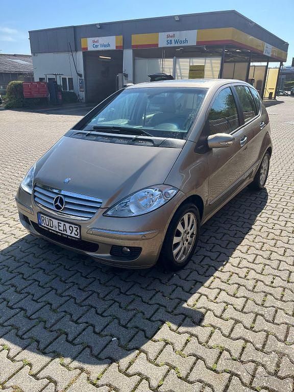 Gold Gebraucht 2007 Mercedes A200 Elegance Van / Kleinbus | 2.900 € (Guter Preis) - Bild 1/4