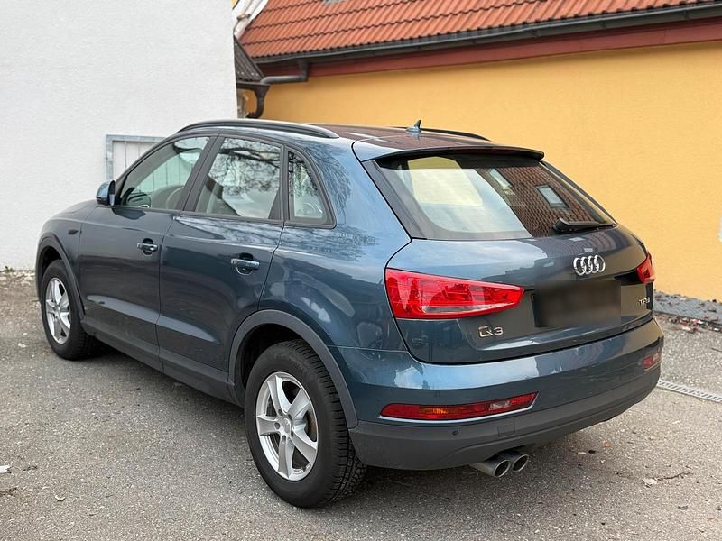 Gebraucht Audi Q3 150 PS (110 kW) 2017 Blau SUV