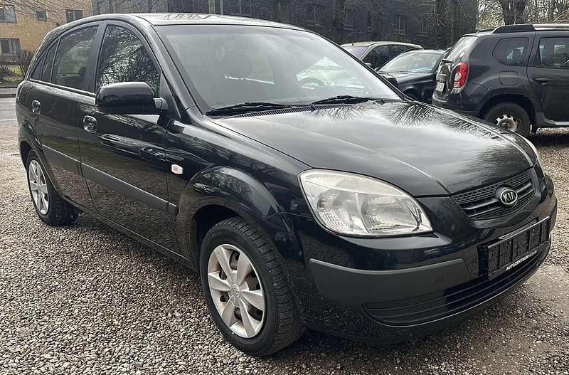 Gebraucht Kia Rio Basis 97 PS (71 kW) 2006 Midnightblack Kleinwagen