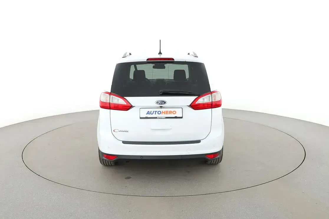 Używany Ford Grand C-Max Titanium 101 KM (74 kW) 2019 Biały Minivan