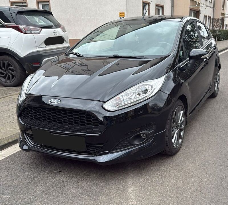 Schwarz Gebraucht 2017 Ford Fiesta ST-Line Kleinwagen | 7.900 € (Superpreis) - Bild 1/4