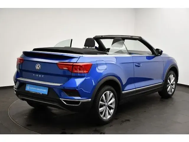 Gebraucht VW T-Roc Cabriolet Style 150 PS (110 kW) 2020 Ravennablau metallic (metallic) Cabrio