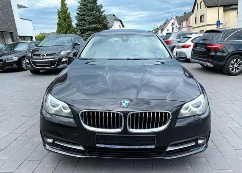 Gebraucht BMW 520 190 PS (139 kW) 2016 Braun Limousine