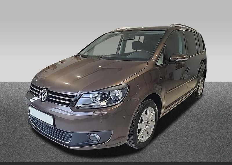 Gebraucht VW Touran Cup 105 PS (77 kW) 2014 Braun Van / Kleinbus