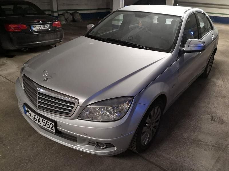 Gebraucht Mercedes C180 Elegance 156 PS (114 kW) 2007 Silber Limousine