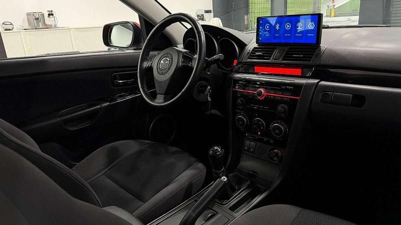 Gebraucht Mazda 3 Active 105 PS (77 kW) 2009 Rot Limousine