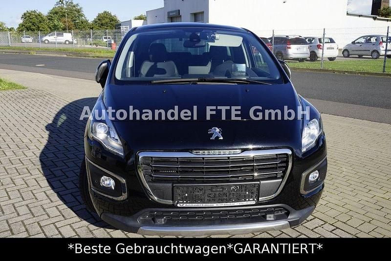 Gebraucht Peugeot 3008 Allure 120 PS (88 kW) 2016 Schwarz Limousine