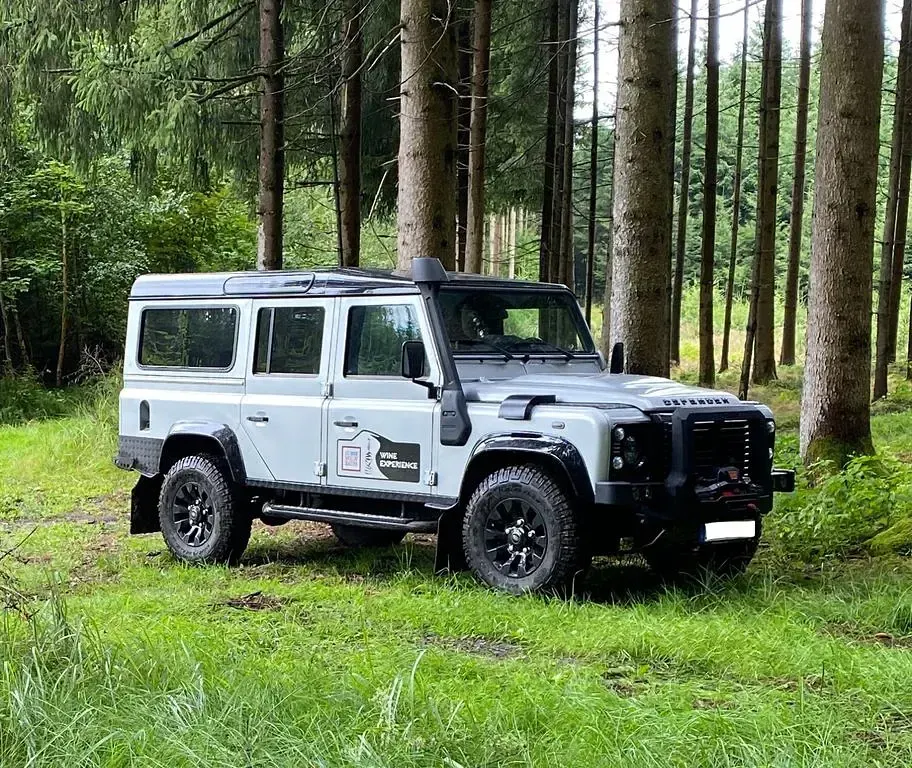 Gebraucht Land Rover Defender SE 122 PS (89 kW) 2016 Silber SUV