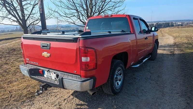 Gebraucht Chevrolet Silverado 320 PS (235 kW) 2007 Rot SUV