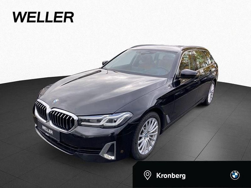 Black sapphire (schwarz) Gebraucht 2021 BMW 530 Luxury Line Kombi | 37.450 € (Etwas zu teuer) - Bild 1/4