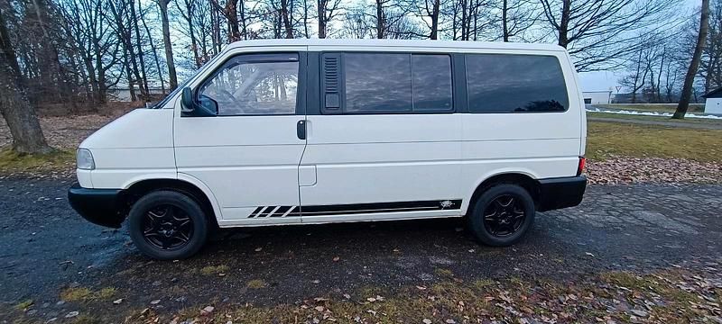 Gebraucht VW Multivan 110 PS (80 kW) 1997 Weiß Van / Kleinbus