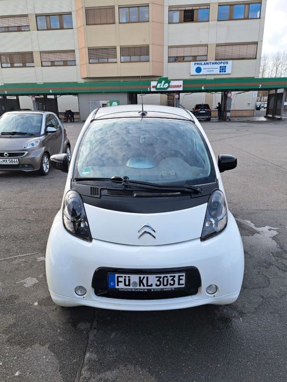 Weiß Gebraucht 2011 Citroën C-zero Tendance Kleinwagen | 4.499 € (Fairer Preis) - Bild 1/4