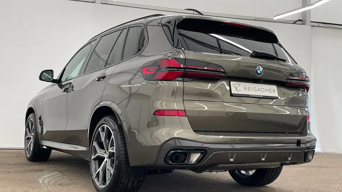 Neu BMW X5 Shadowline 286 PS (210 kW) 2026 Manhattan metallic SUV