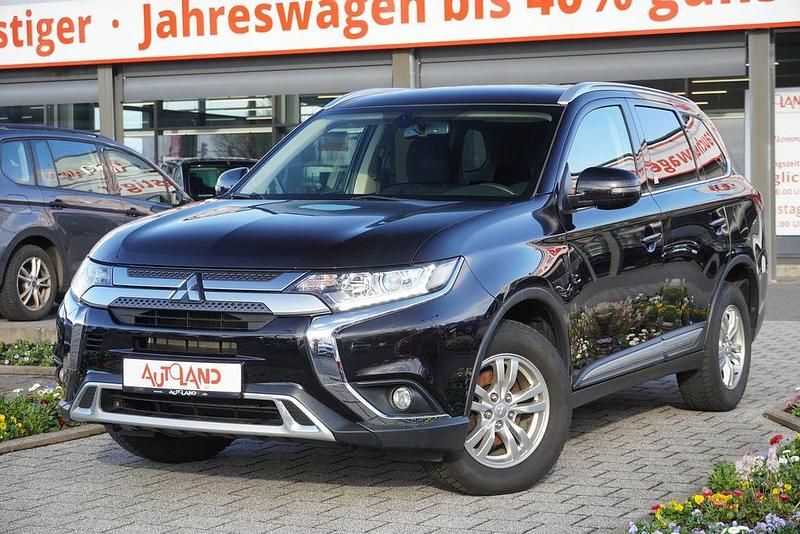 Gebraucht Mitsubishi Outlander 150 PS (110 kW) 2019 Schwarz SUV