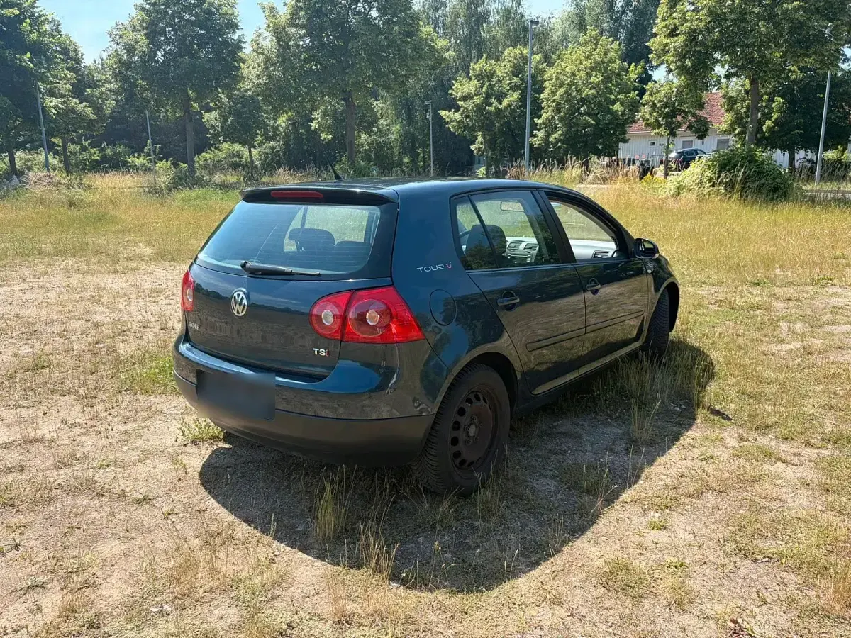 Gebraucht VW Golf V 122 PS (89 kW) 2007 Blau Limousine