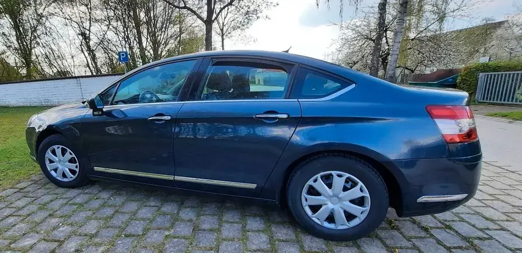 Gebraucht Citroën C5 SELECTION 140 PS (102 kW) 2012 Blau Limousine